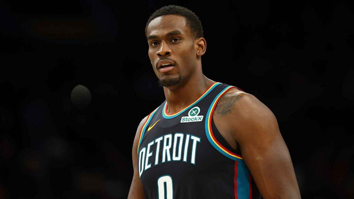 真人百家乐游戏官网-坏消息，活塞队中锋杰伦·杜伦因膝伤提前离场